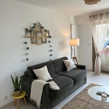 Spacieux Studio A Golfe Juan 2 Minutes Des Plages 瓦洛里 外观 照片