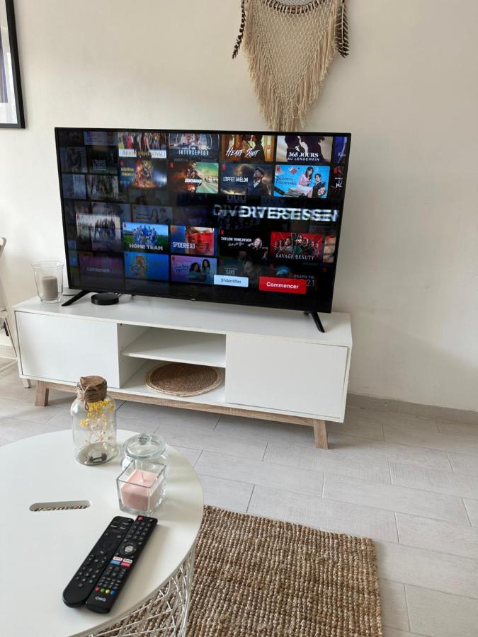 Spacieux Studio A Golfe Juan 2 Minutes Des Plages 瓦洛里 外观 照片